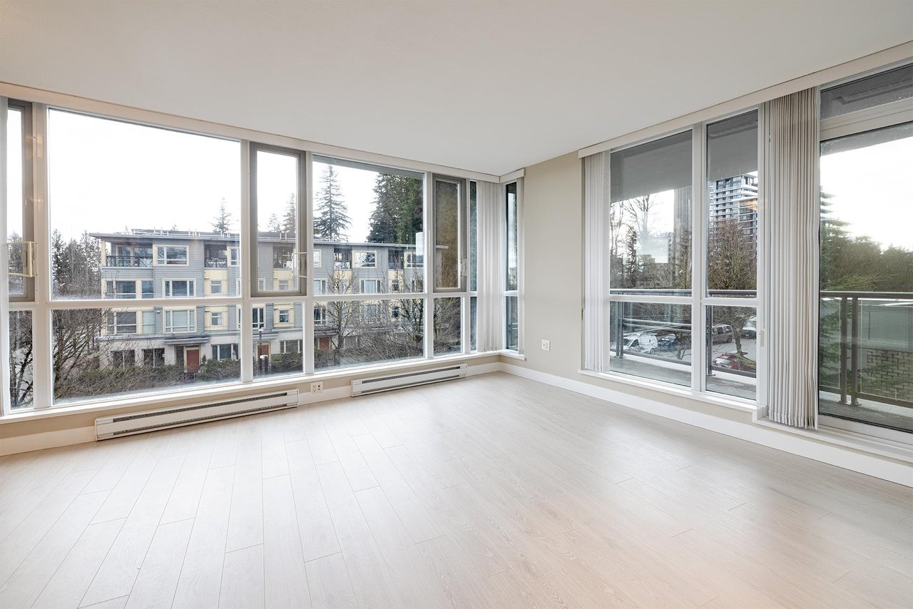 507-9222 University Cres