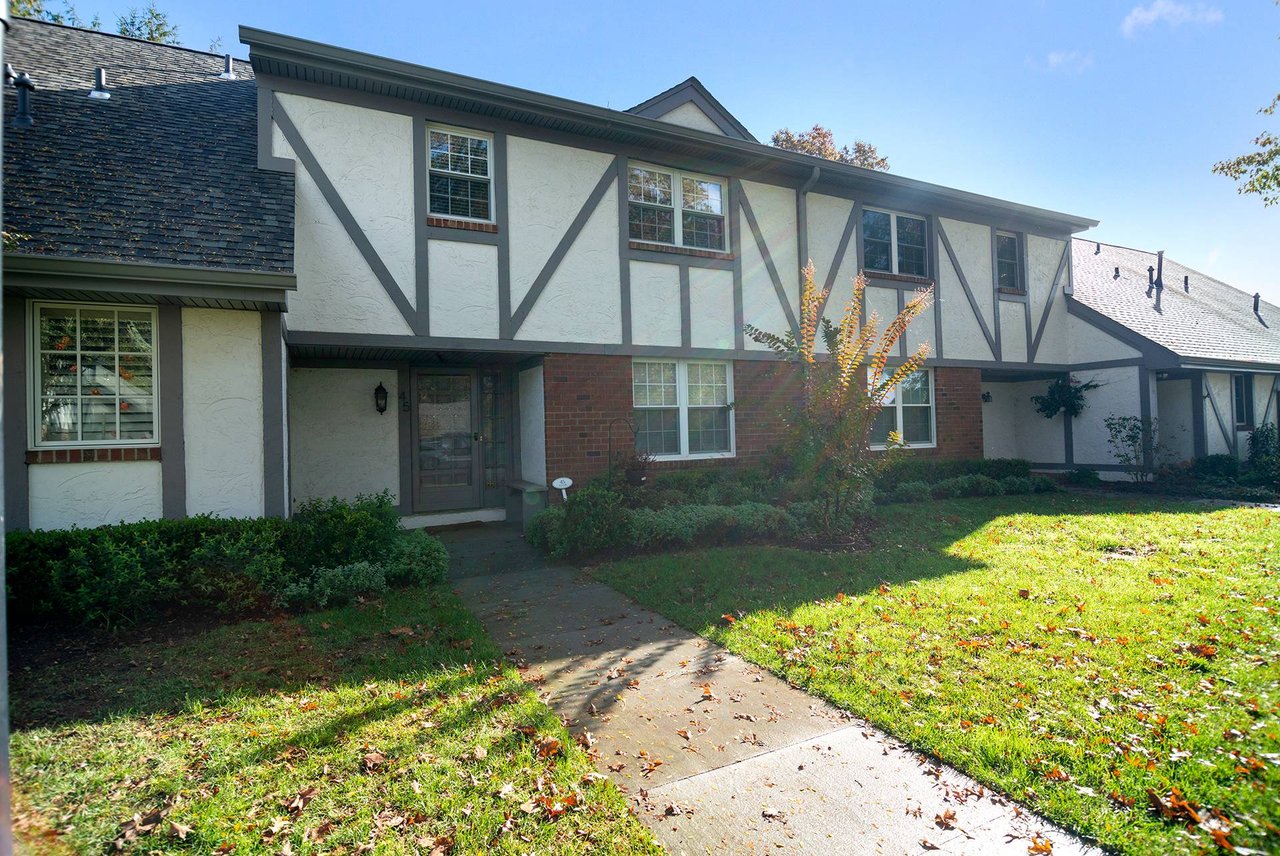 Southampton Condo with Tennis
