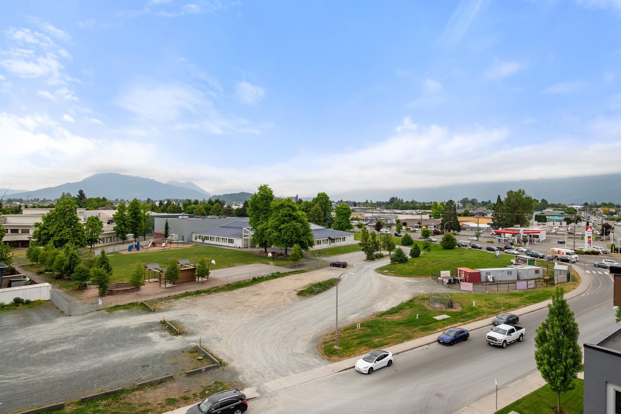 508-45562 Airport Rd