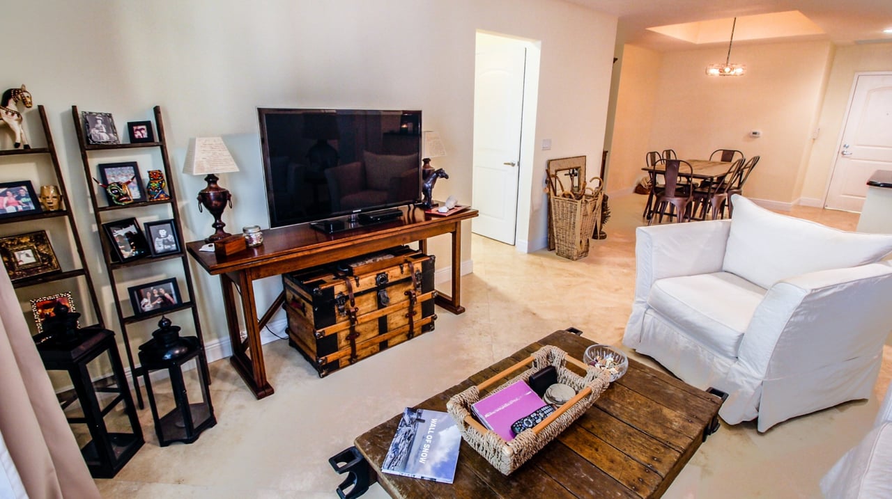 701 S Olive Avenue Unit: 805