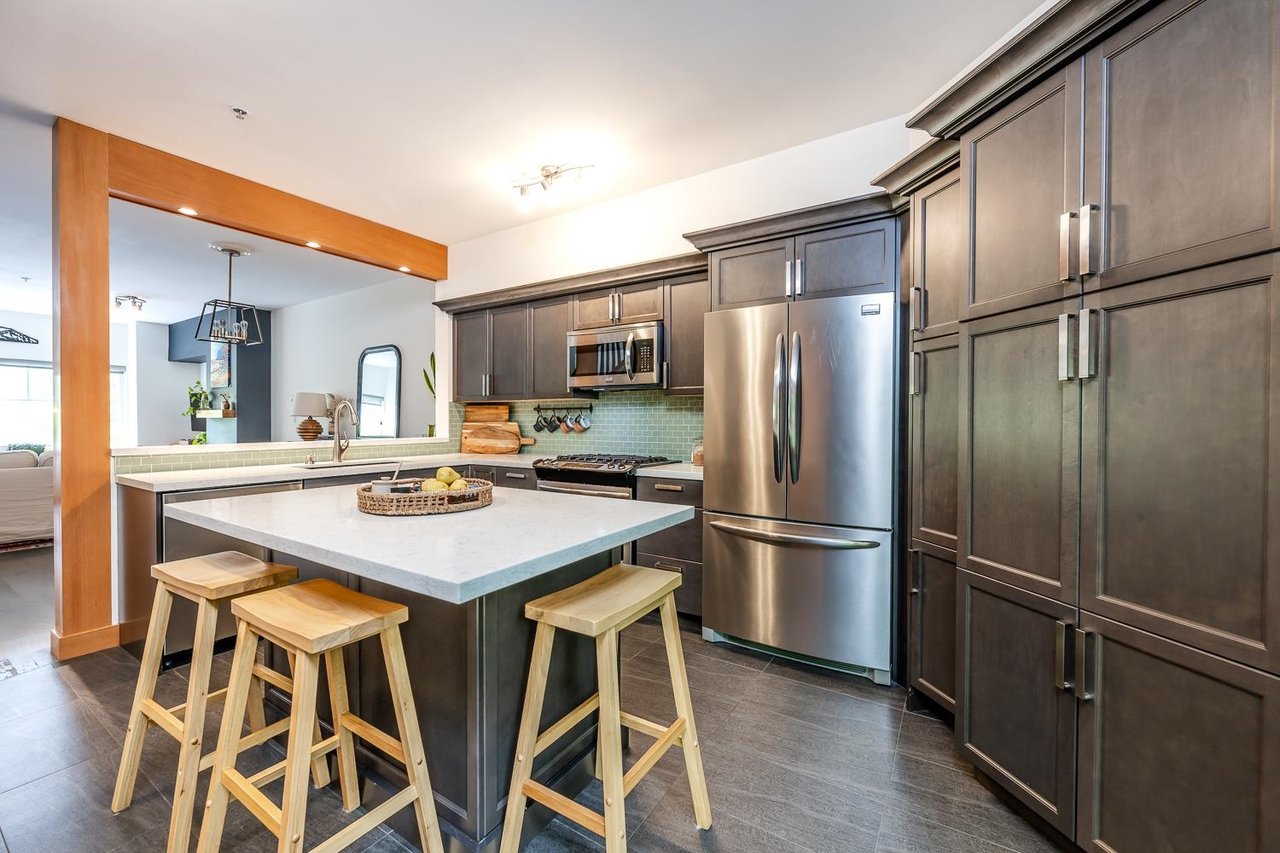 30-1800 Mamquam Rd