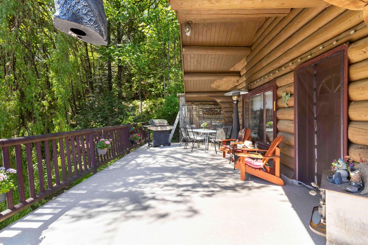 1621 Columbia Valley Rd