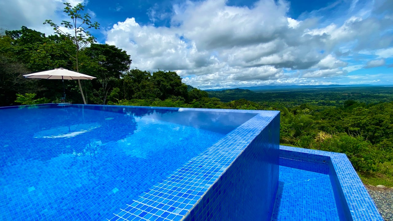 Modern Oceanview Infinity Pool Estate, Ojochal, Puntarenas