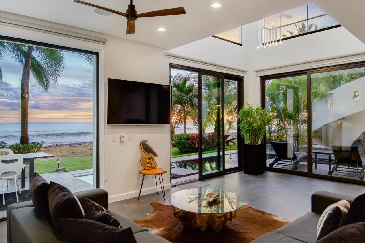 Titled Beachfront Luxury Estate, Jaco, Puntarenas