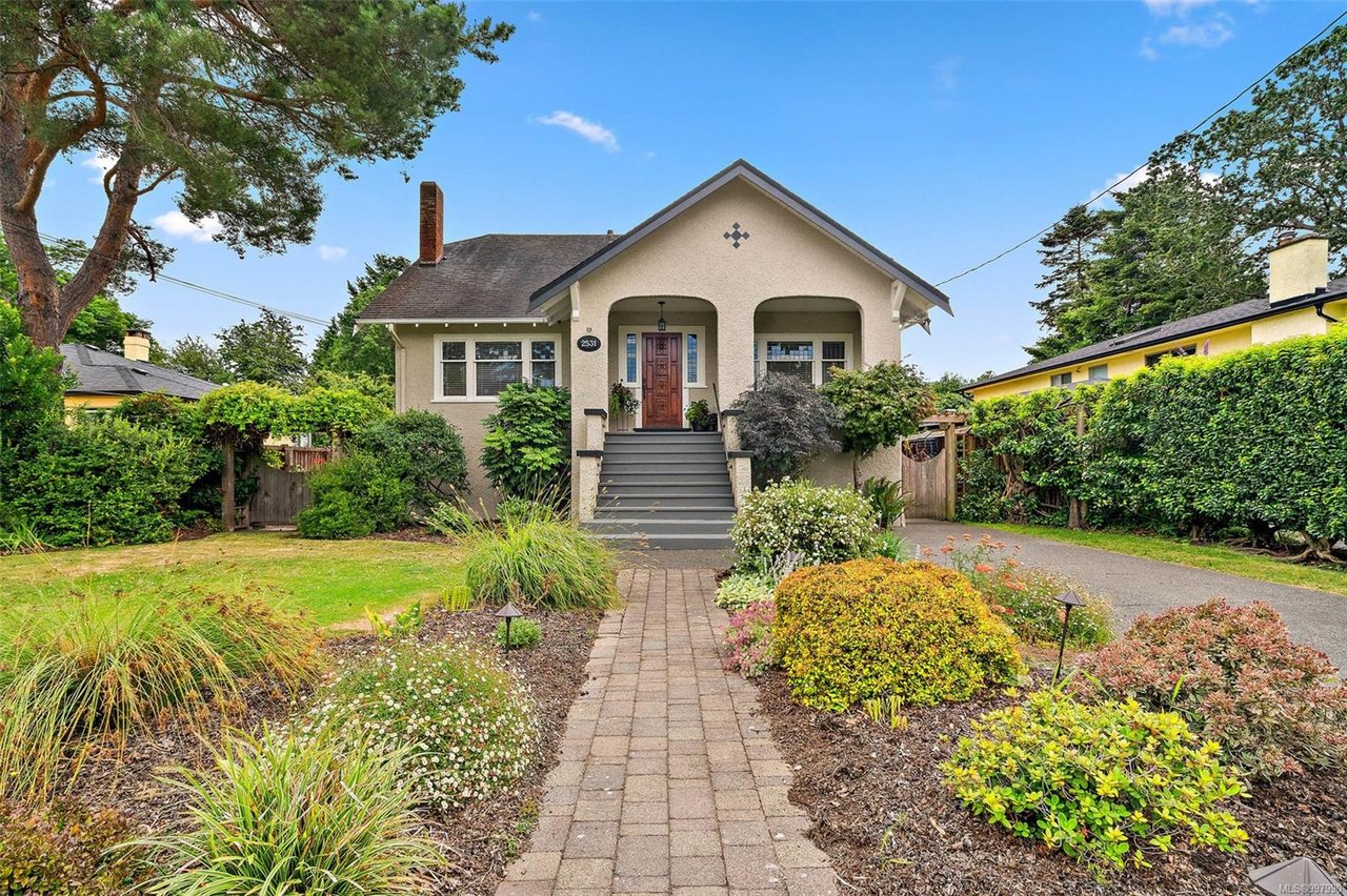 2531 Orchard Ave