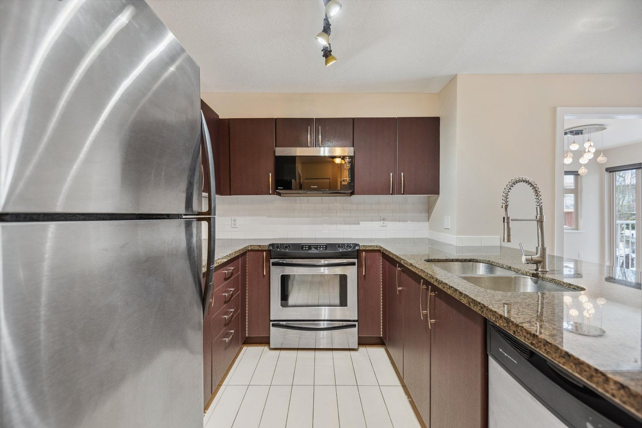 202-7339 Macpherson Avenue, Burnaby