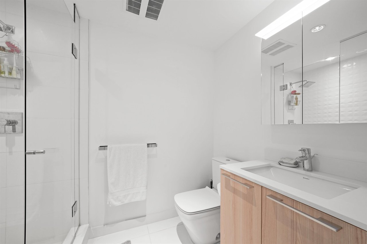 PH1-2221 E 30th Avenue, Vancouver