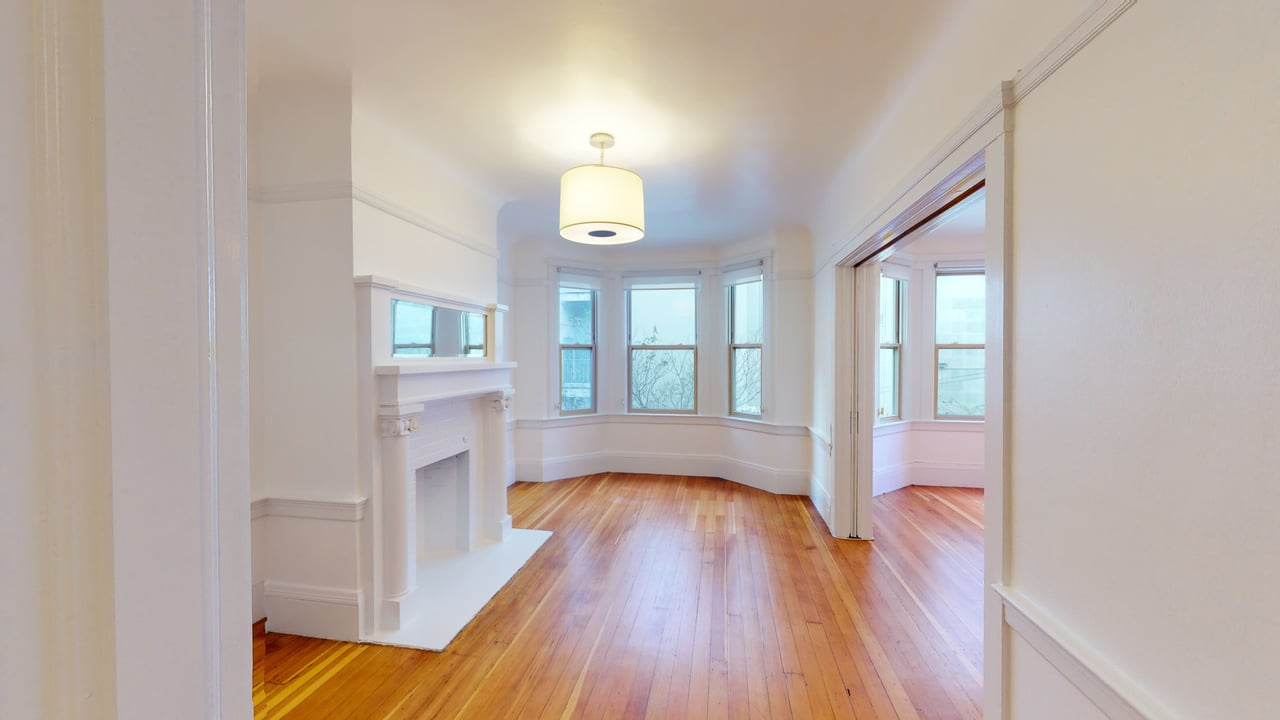 1030 Sacramento Street- 3Bd/1Ba Nob Hill Flat