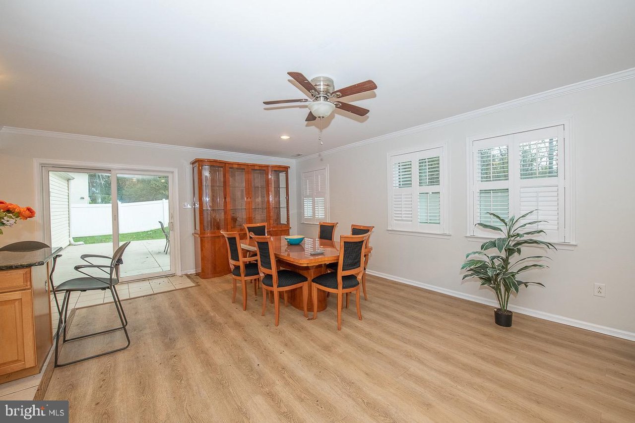 82 Woodbine Way