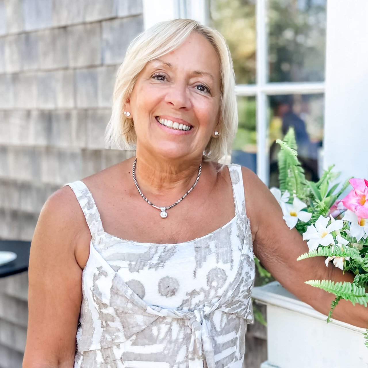 Kathy Dehner Massachusetts Real Estate Agent Headshot