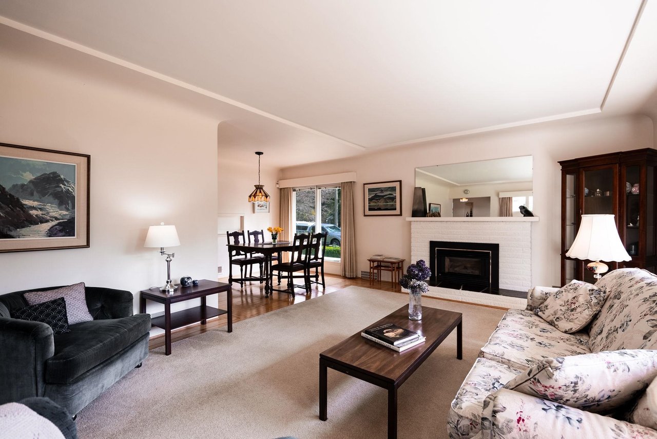 4143 Virginia Crescent, North Vancouver