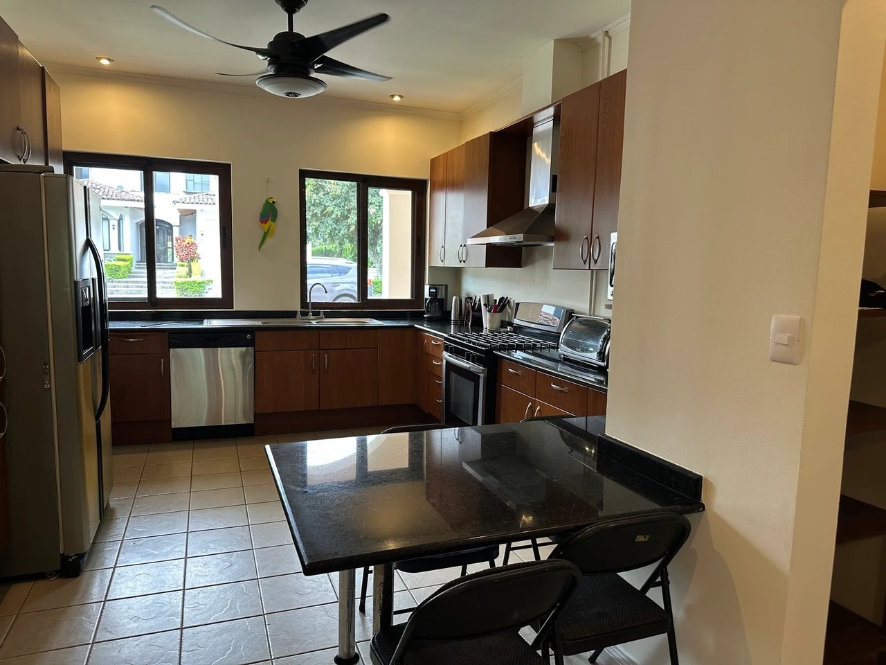 Single Level Golf Residence, Santa Ana, San Jose