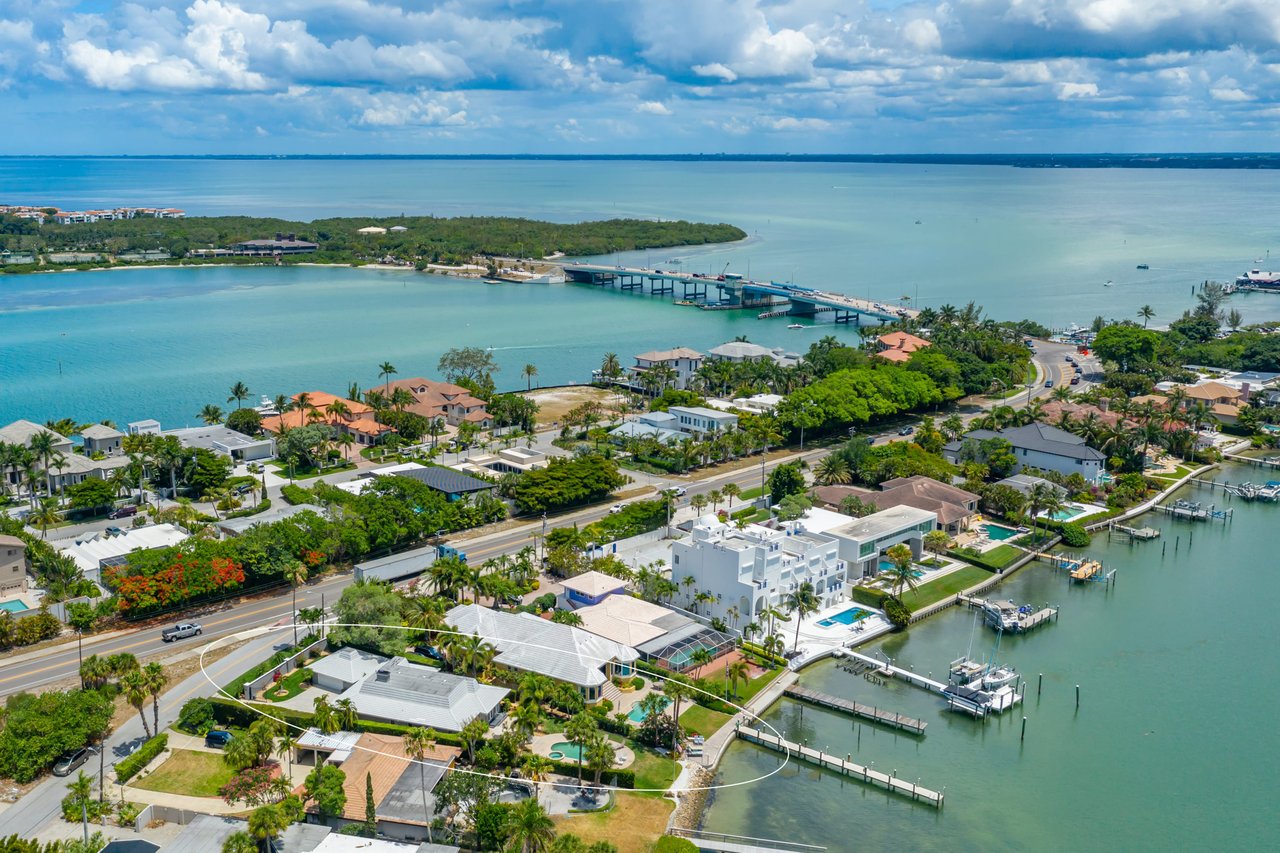 Prestigious Address in Lido Shores