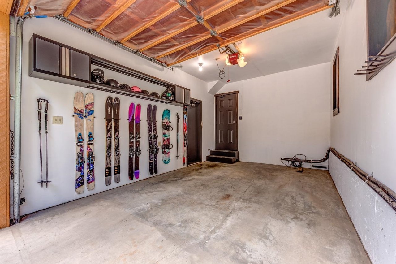 8248 Alpine Wy