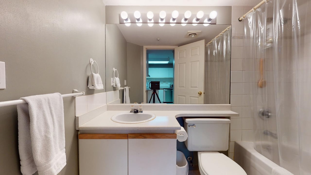 D109-40160 Willow Cres