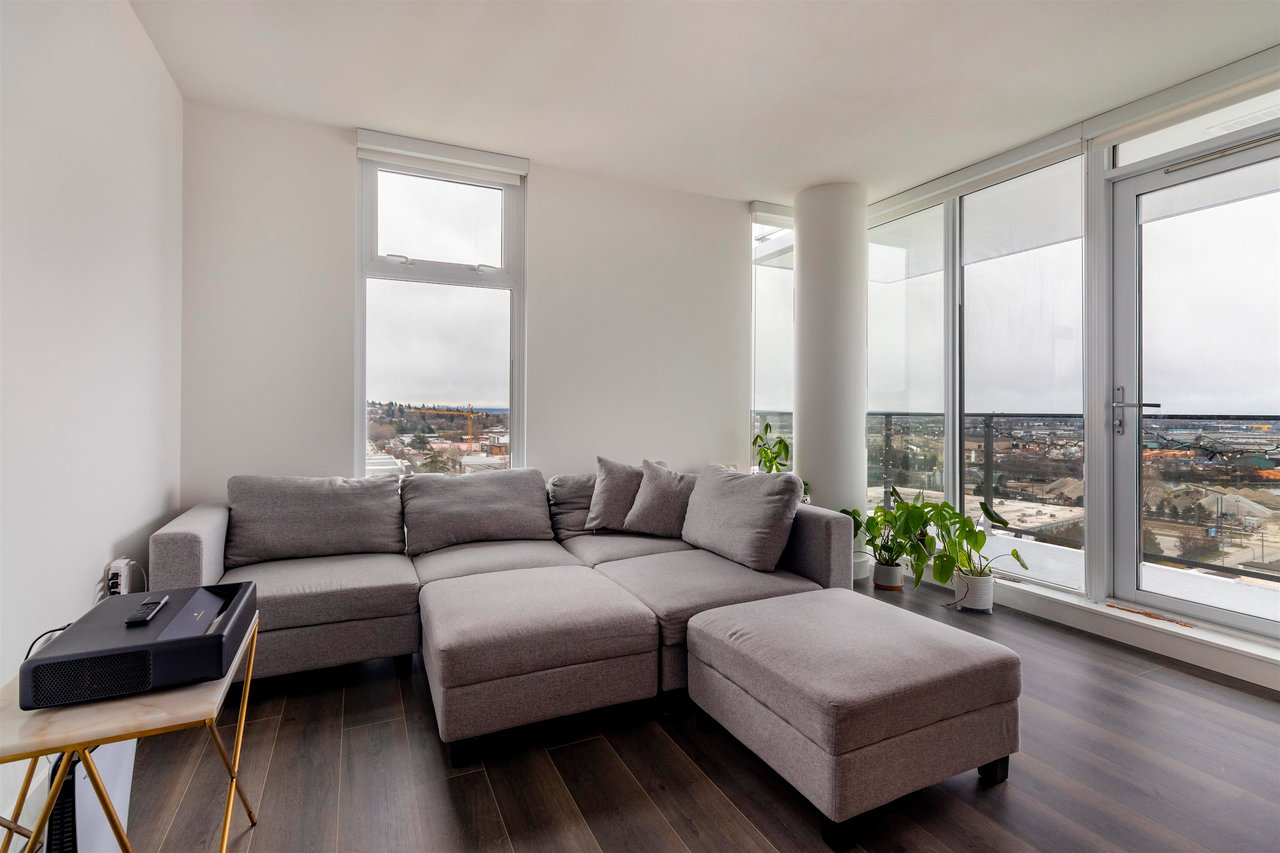 1602-8188 Fraser St