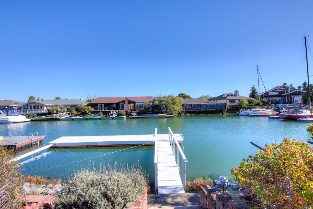 Charming Waterfront Property with Private Boat Dock- Represented Seller