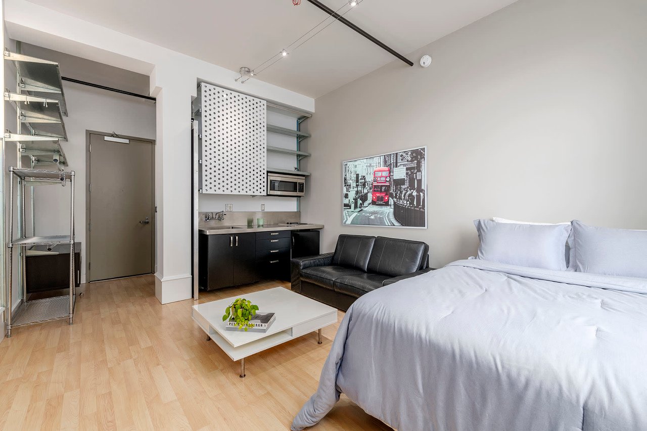 83 McAllister Street #404