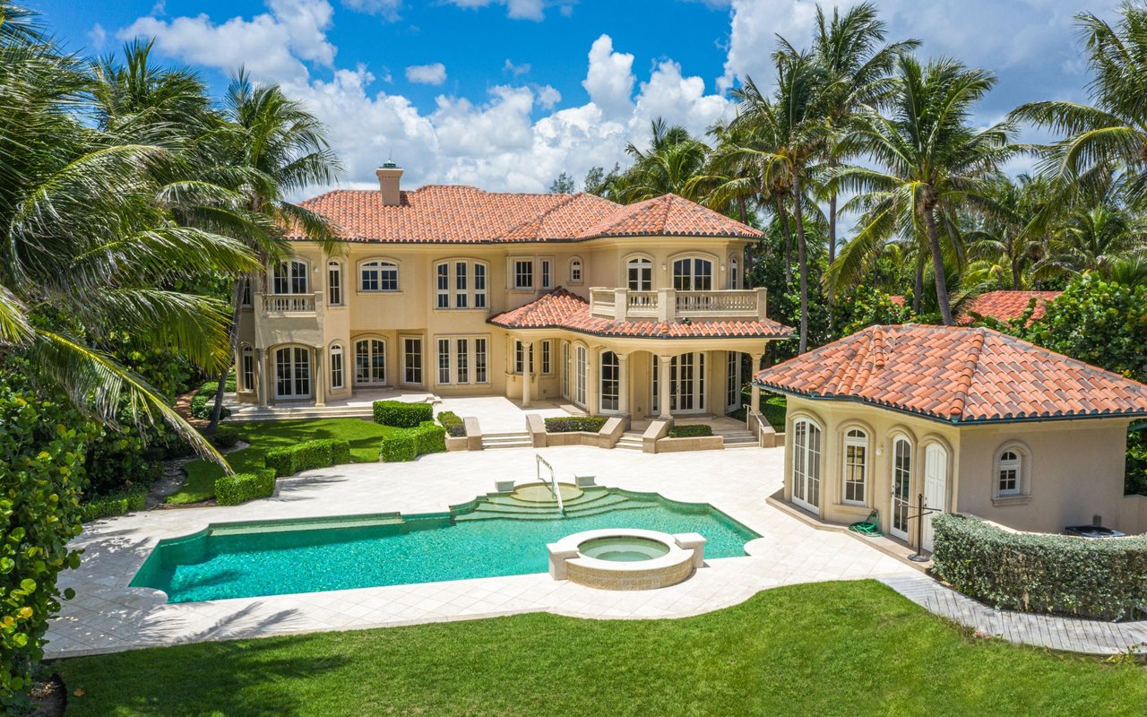 1555 N Ocean Blvd