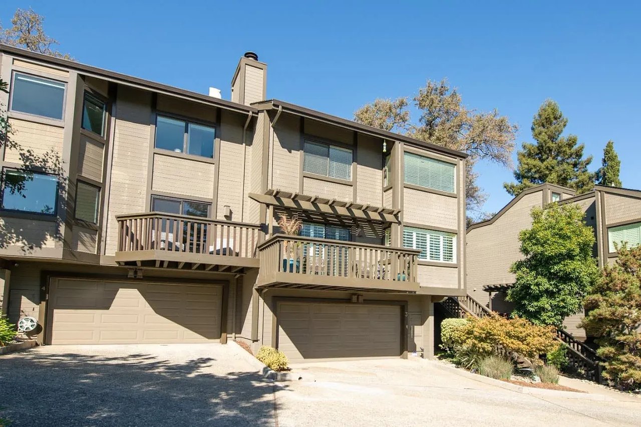 1 Bayview Ave #3