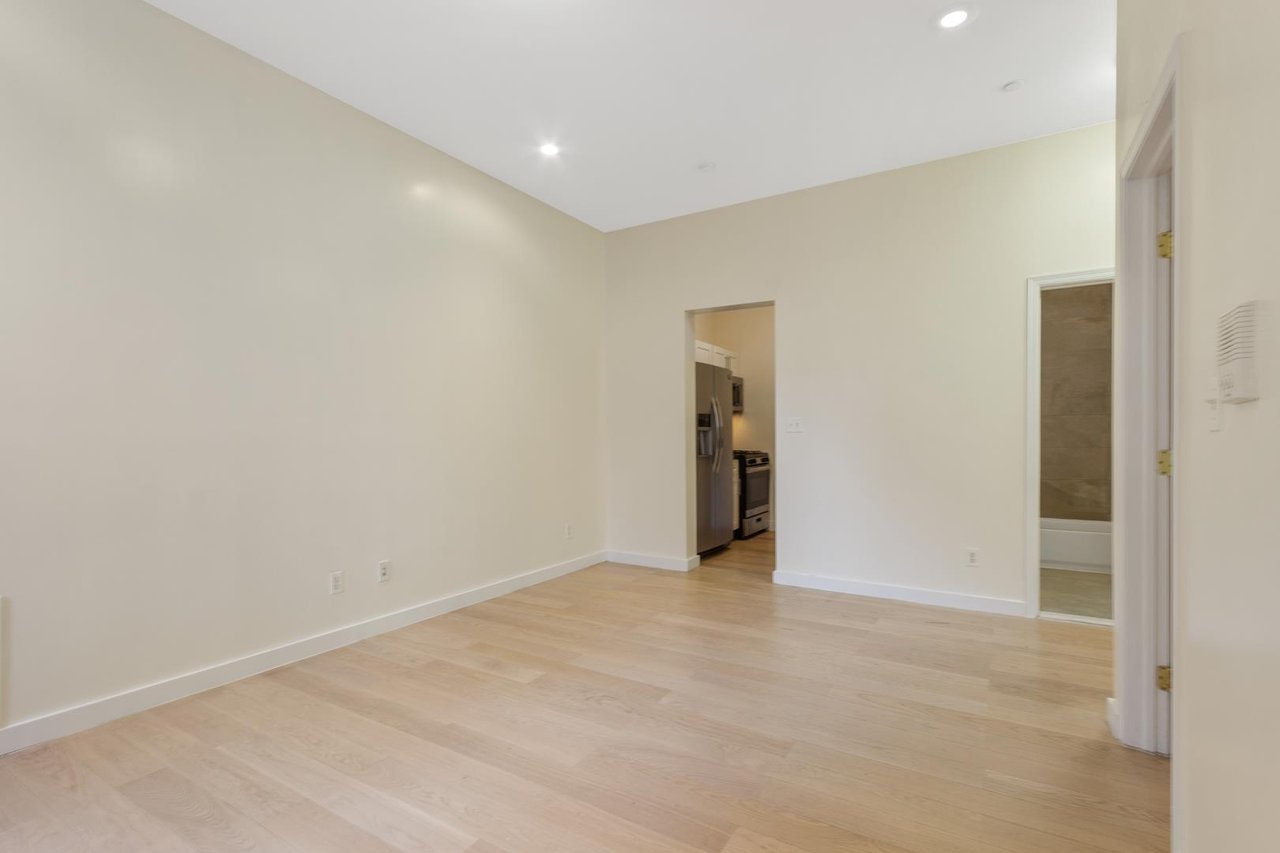669 East 21st Street, Apt 2-R