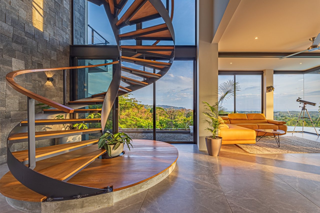 Solar Eco Estate with Guest House, Uvita, Puntarenas