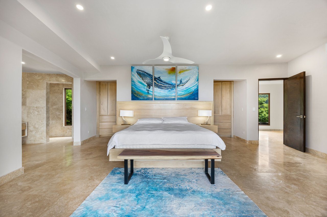Contemporary Infinity Pool Villa, Flamingo, Guanacaste