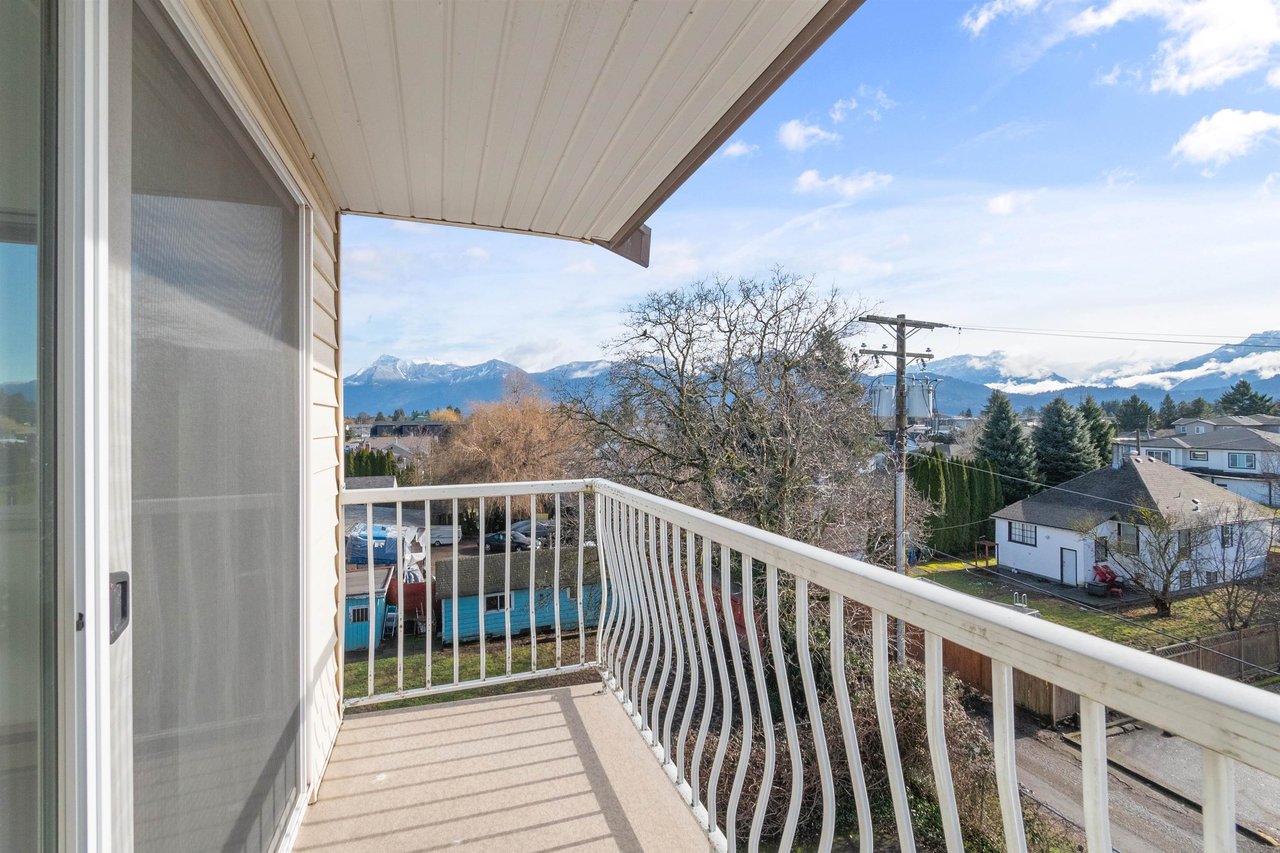 23-46210 Margaret Ave