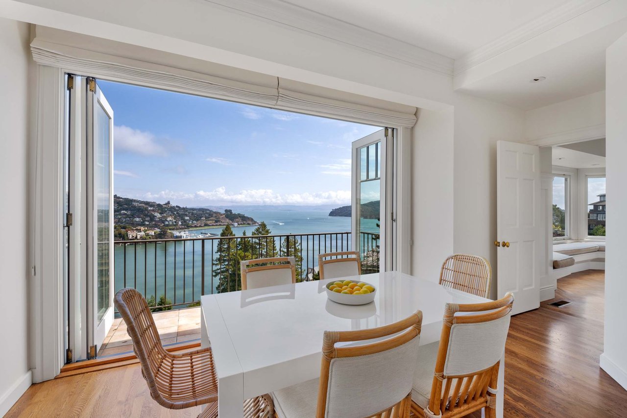 Iconic Belvedere View Estate
