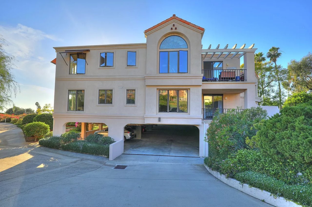 4477 Shadow Hills Blvd S APT A