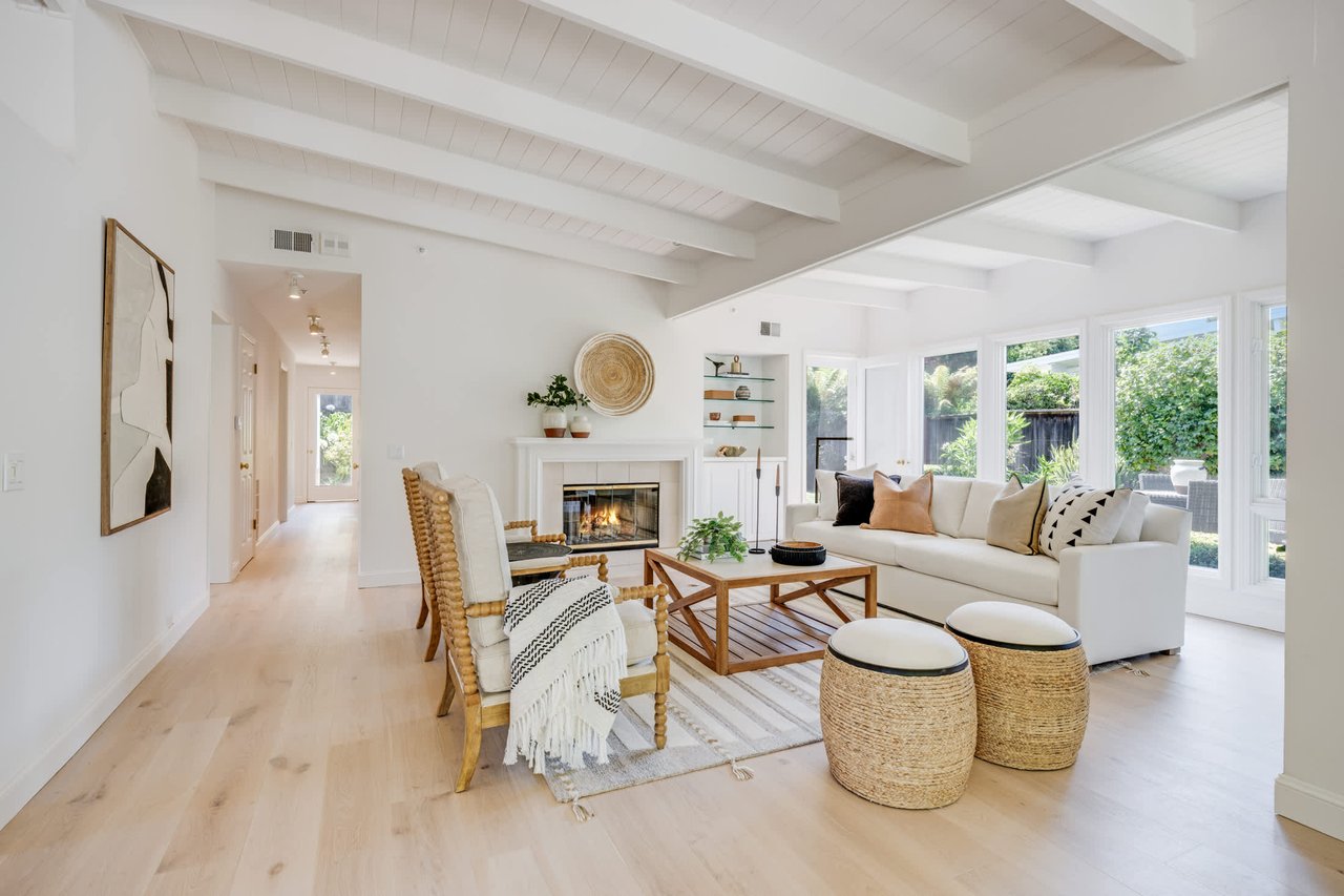Charming Single Level Home on the Belvedere 'Flats'