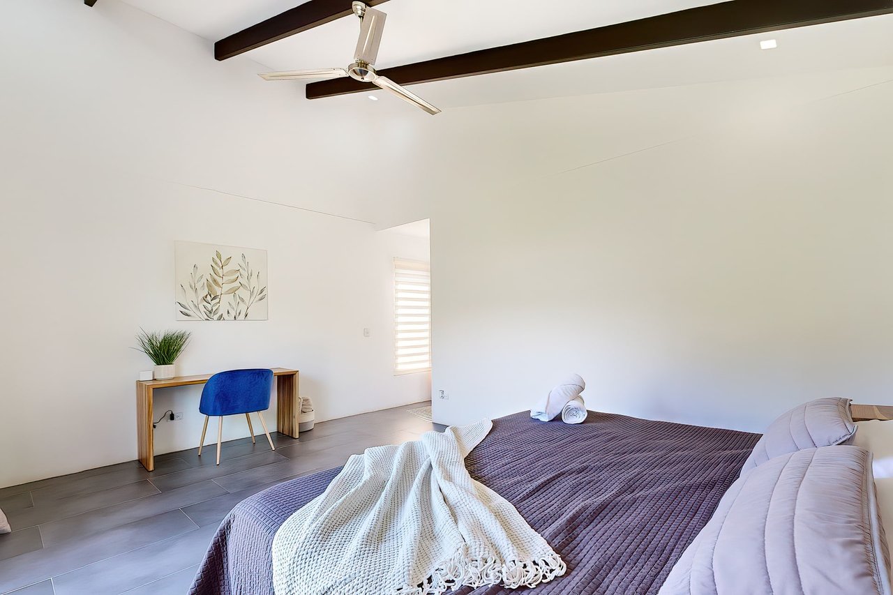Modern Construction 3 Beds, 2,5 Baths Home.  Best Deal in Uvita! 