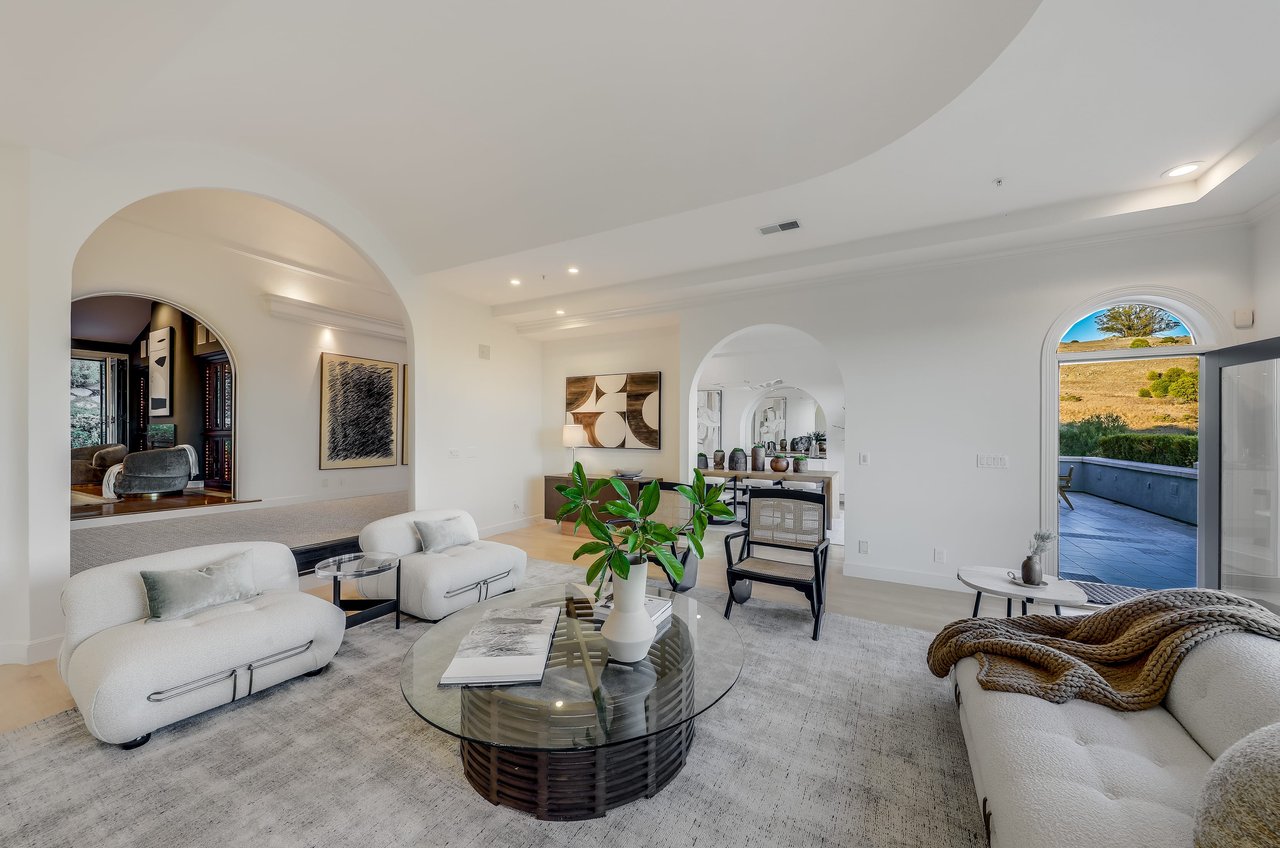 Tiburon Retreat at 7 Mariposa Court