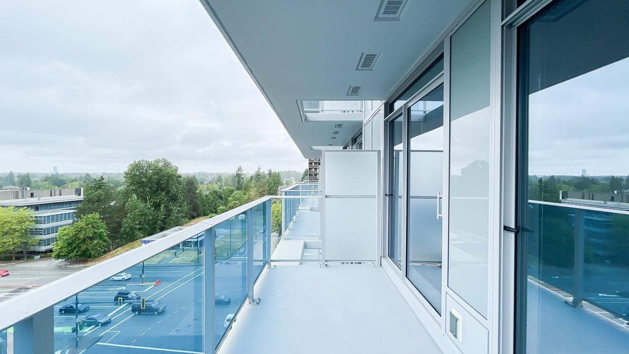 812-13615 Fraser Hwy