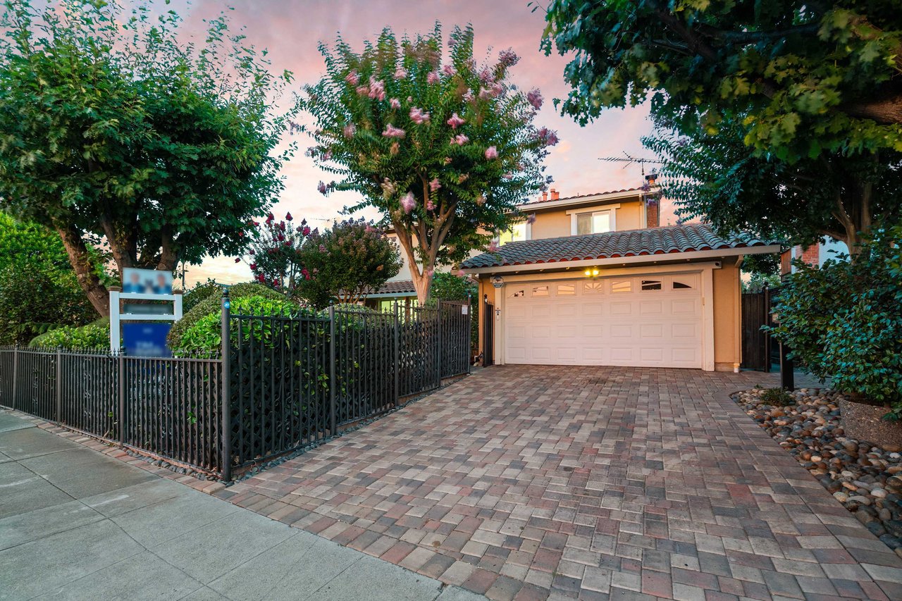 1003 Capitola WAY