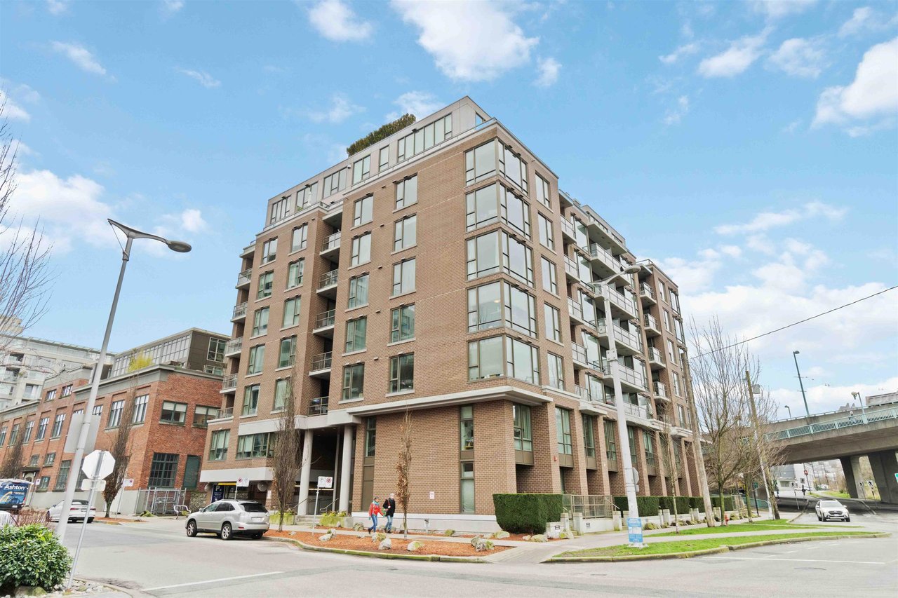 512-1919 Wylie St