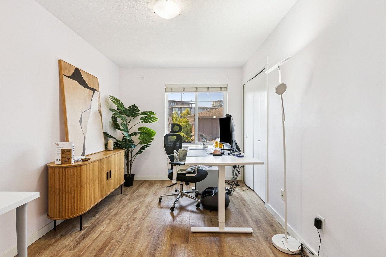 22-9628 Ferndale Rd