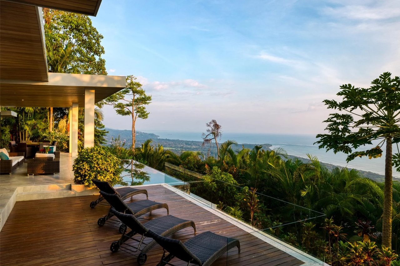 Contemporary Infinity Pool Estate, Uvita, Puntarenas