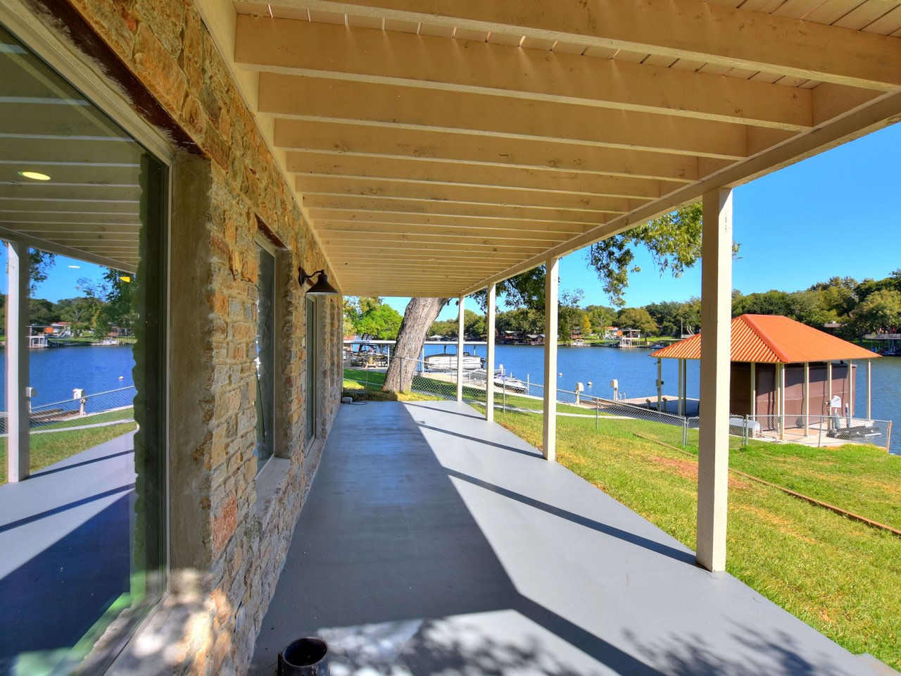 2642 Williams Lakeshore