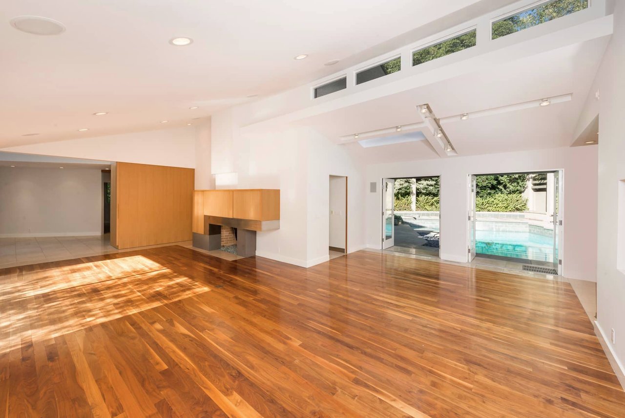 Architectural Lease | Upper Beachwood Canyon