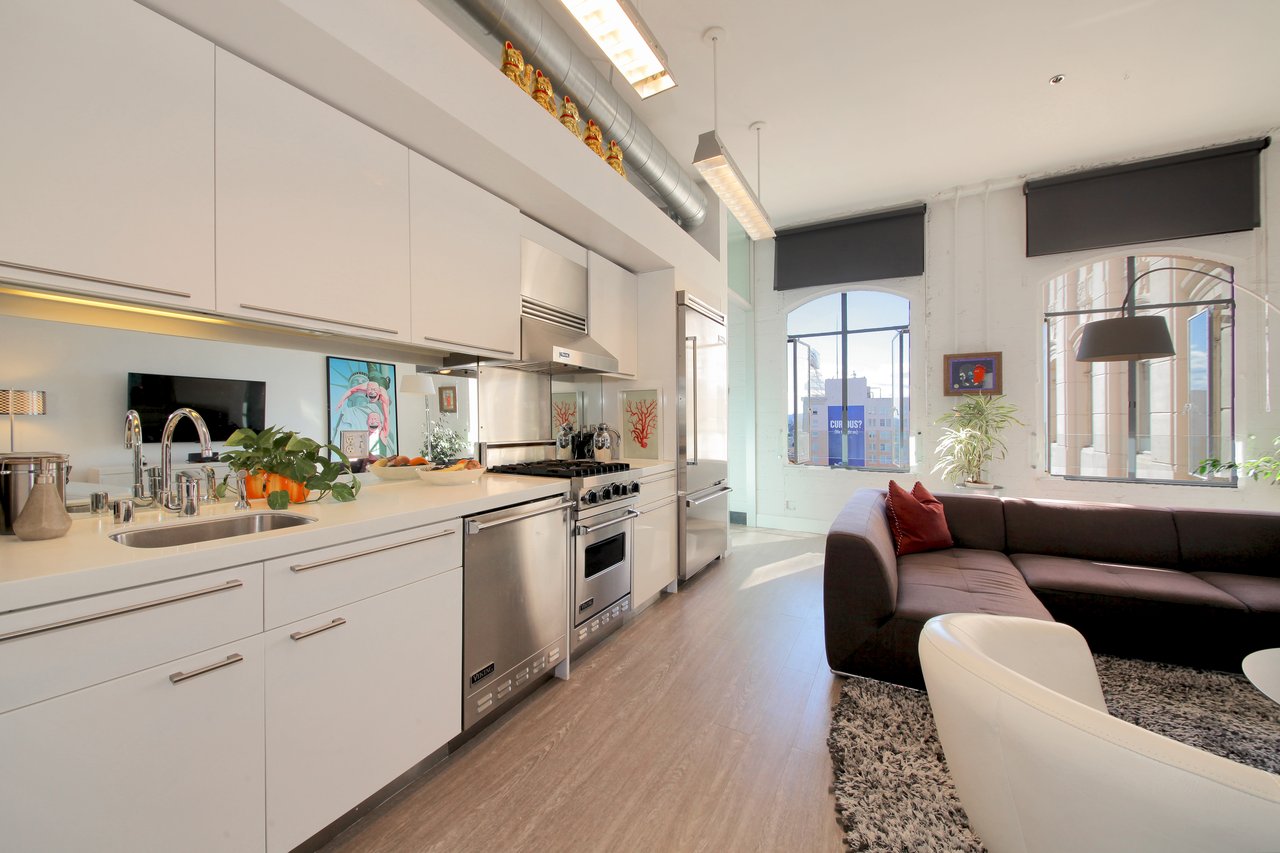 6253 Hollywood Boulevard, Unit 1105