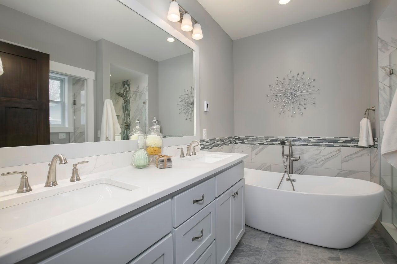 Custom Completed New Construction // Excelsior Village