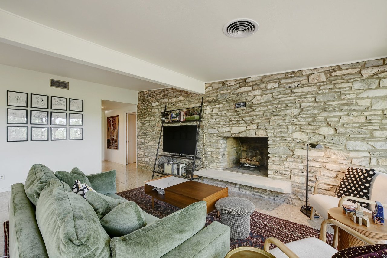 2305 Westworth Cir, Austin, Texas 78704