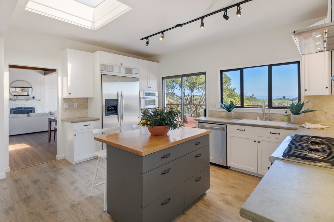 215 Stuyvesant Drive, San Anselmo