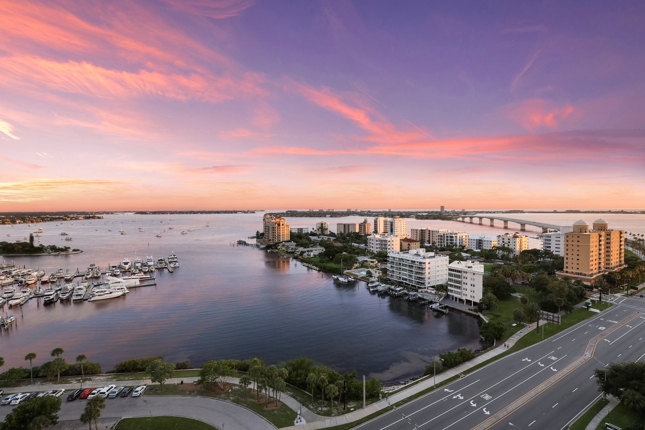 Vue Sarasota Bay
