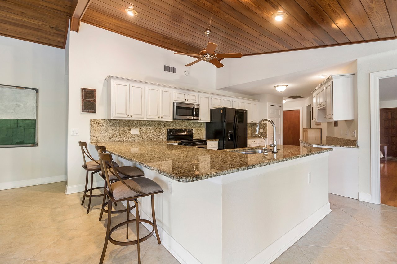 2848 NW 28th St