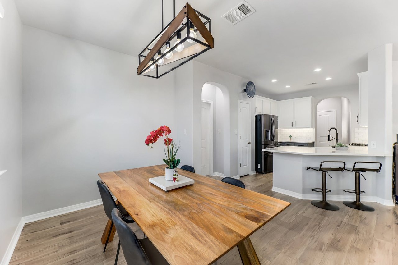 941 Hyde Park Dr, Round Rock, Texas 78665
