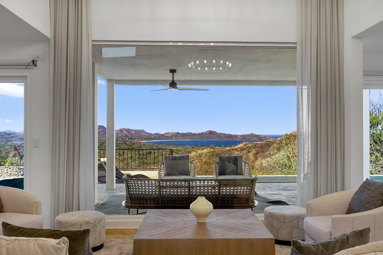 Renovated Tropical Ocean Estate, Flamingo, Guanacaste