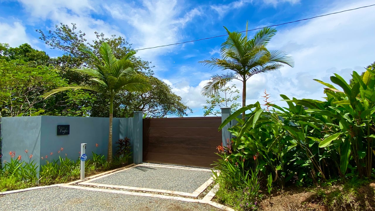 Modern Oceanview Infinity Pool Estate, Ojochal, Puntarenas