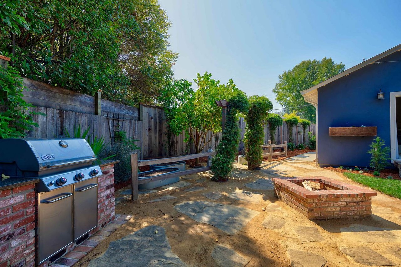 3 Corrillo Drive, San Rafael